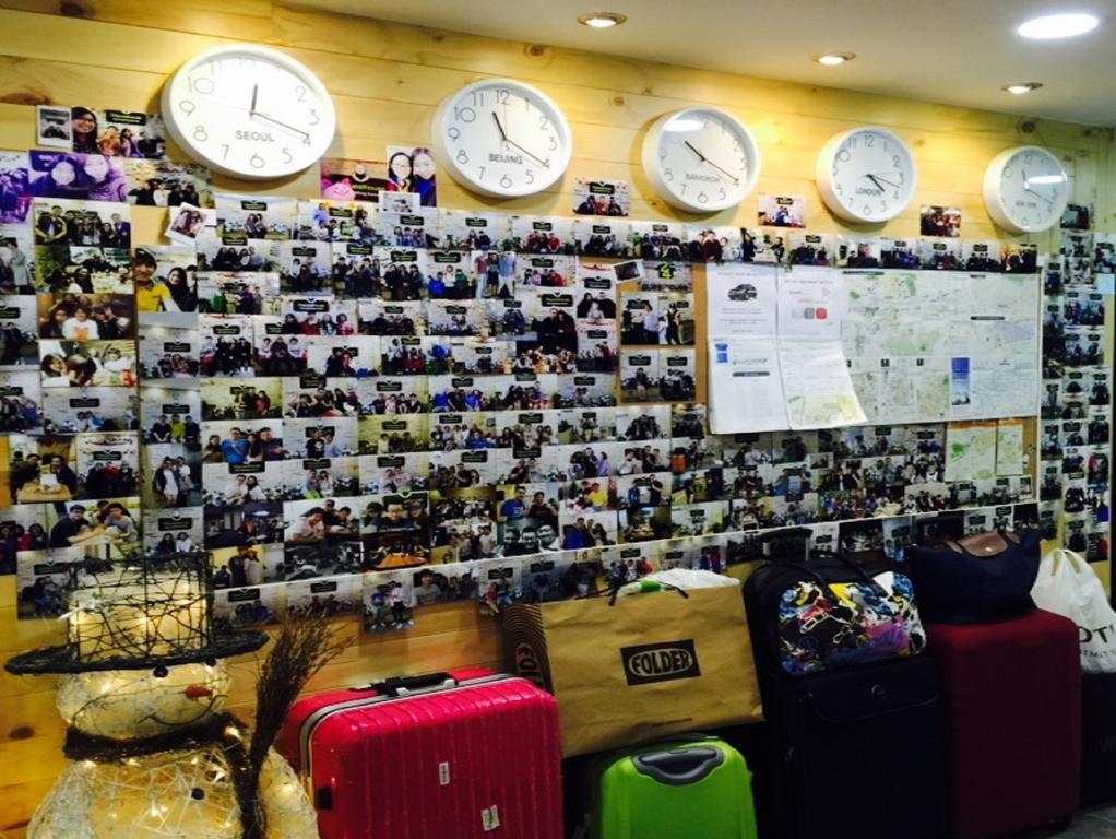 24 Guesthouse Myeongdong Avenue Сеул Экстерьер фото
