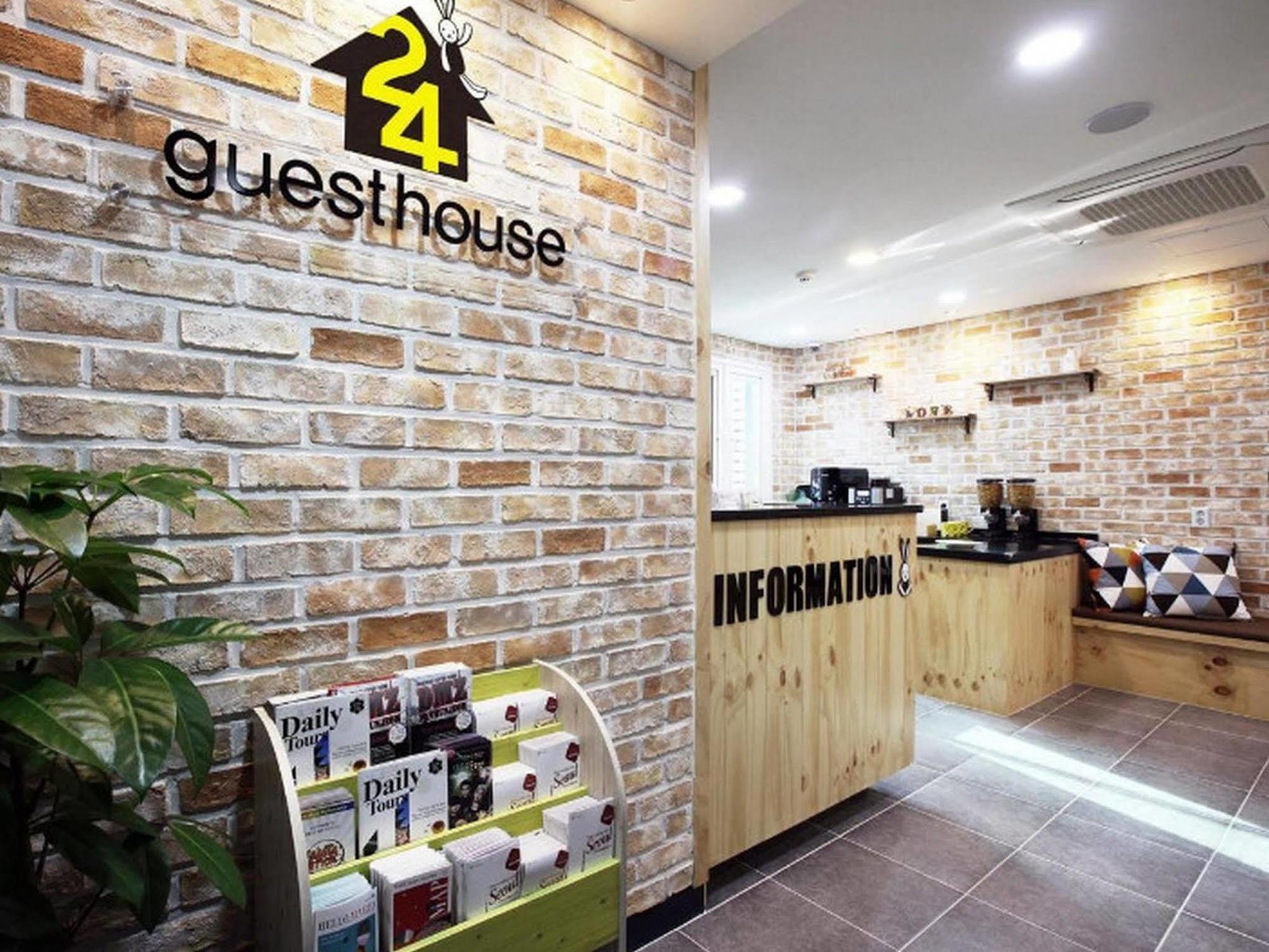 24 Guesthouse Myeongdong Avenue Сеул Экстерьер фото